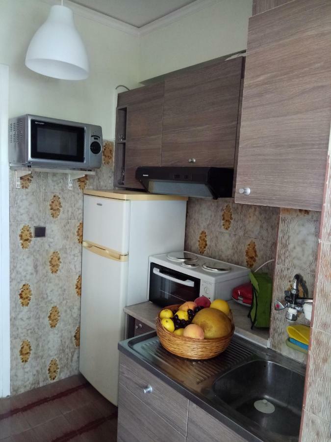 Top Floor Cozy Apartment Near The Beach Varkiza Buitenkant foto